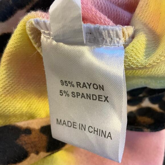 Jody K Pastel Tie Dyed Short Sleeve Animal Print Hoodie Size S - Picture 6 of 9
